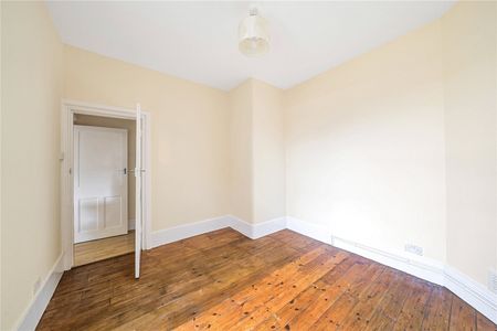 Sketty Road, EN1, Enfield - Photo 5