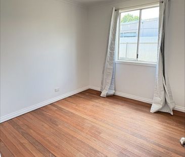 Space, access, and comfort! - Photo 6