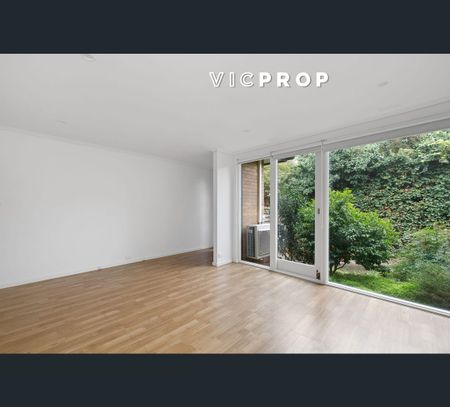 3/5 High Road, Camberwell, Vic 3124 - Photo 4