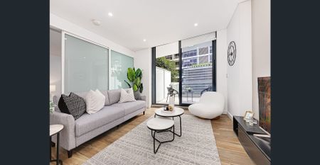 Modern Urban Living in the Heart of Mascot – Style, Convenience & Lifestyle Combined - Photo 3