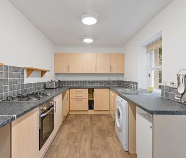 3 bedroom apartment to rent - Photo 6