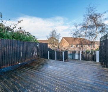 RBAOD LANE CLOSE BRAMLEY LEEDS LS13 2UD - Photo 5