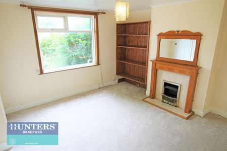 Rayner Avenue Girlington, Bradford, West Yorkshire, BD8 9PP - Photo 3