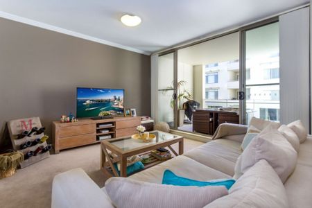 606/1 Stromboli Strait, Wentworth Point - Photo 3