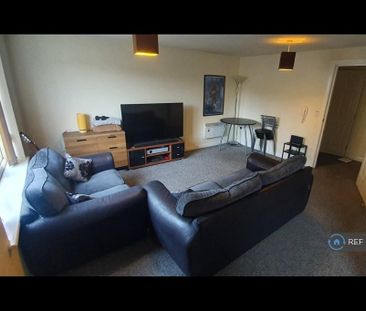 2 bedroom flat to rent - Photo 3
