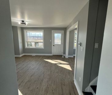 For Lease - 16956 County Road 27 Road, Springwater, Ontario - Photo 3