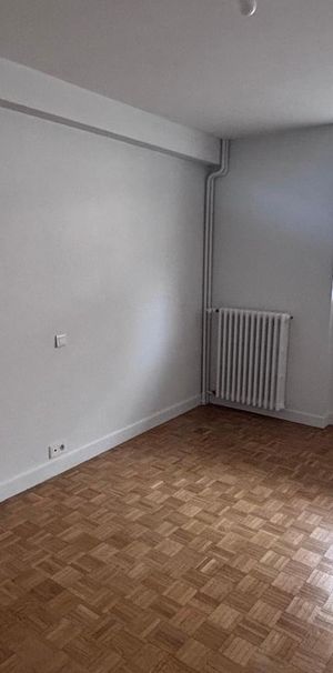 Location Appartement 1 pièce 27m² CLERMONT FERRAND 63000 - Photo 1