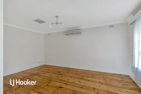 24 Thorndon Crescent, Paradise SA, Belconnen - Photo 2