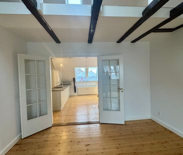 Hyggelig taglejlighed i hjertet af Aalborg - Foto 1