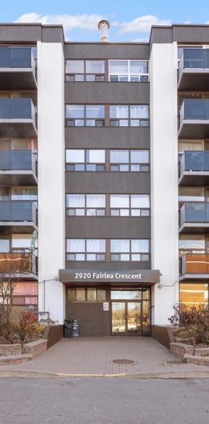 Fairlea Crescent - Photo 1