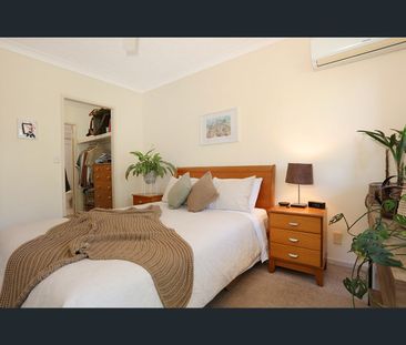 8/12 Canal Avenue, Runaway Bay, Qld 4216 - Photo 5