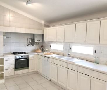 3 room luxury Apartment for rent in Monte Estoril, Cascais e Estori... - Photo 2