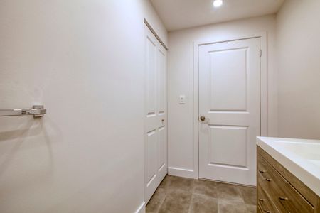 2700 Rufus Rockhead - Photo 5