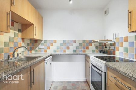 1 bedroom flat to rent - Photo 5