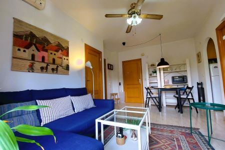 Apartamento 2 dormitorios con piscina al lado del mar - Photo 3