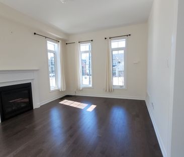 For Lease - 218 ROY Drive, Clearview, Ontario - Photo 1