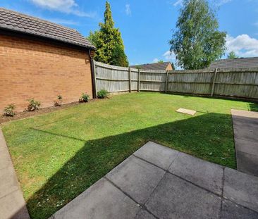 2 bedroom detached bungalow to rent - Photo 1