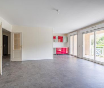 Location Appartement 4 pièces 87m² SEVRIER 74320 - Photo 4