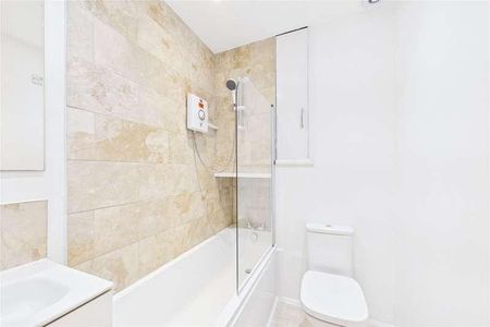 Queensgate House, Cookham Road, Maidenhead, Berkshire, SL6 - Photo 4