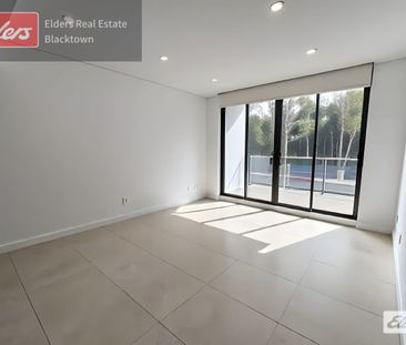 Modern, Bright & Spacious Apartment in Prime Location - Photo 6