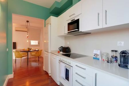 Carrer de Sepúlveda, Barcelona, Catalonia 08015 - Photo 3