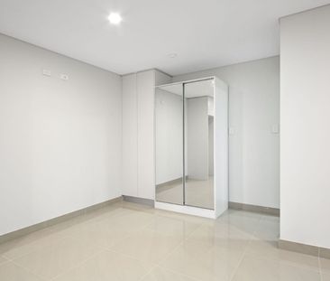 MODERN FLAT WITH WATER VIEWS - Photo 4