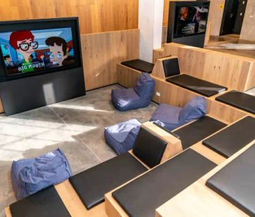 Studio Lower - Photo 1