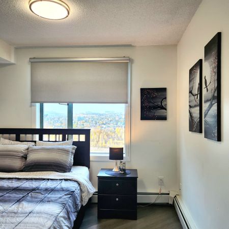 1516, 1121 6 Ave, SW, Calgary, AB - Photo 4