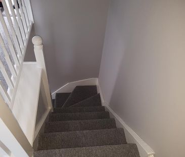 2 bedroom semi-detached house to rent - Photo 6