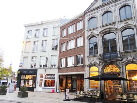 Appartement met 2 slaapkamers op toplocatie - Photo 3