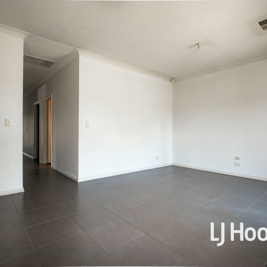 11 Furniss Court, Osborne SA, Belconnen - Photo 1