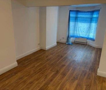 Felixstowe Road, Edmonton, N9 - Photo 1