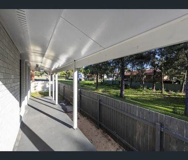 Refreshed 3 bedroom home - Photo 3