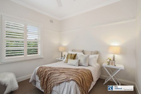 Beautiful Home Located in East - Photo 2