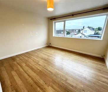2 Bedroom - Photo 2