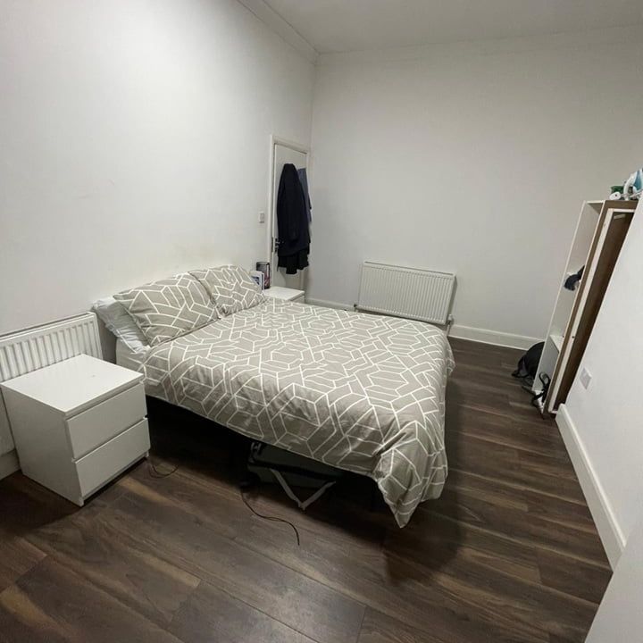 Room in a Shared Flat, Chamberlayne Road, NW10 - Photo 1