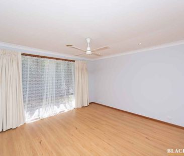 Lovely quiet location, in peaceful loop street - Photo 5