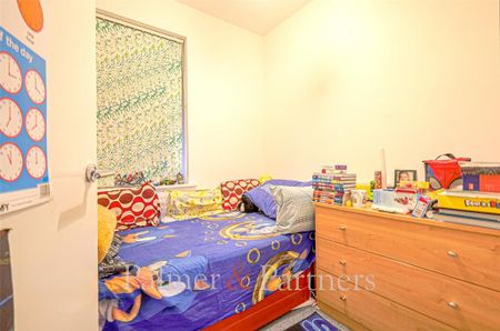 4 bedroom terraced house to rent - Photo 2