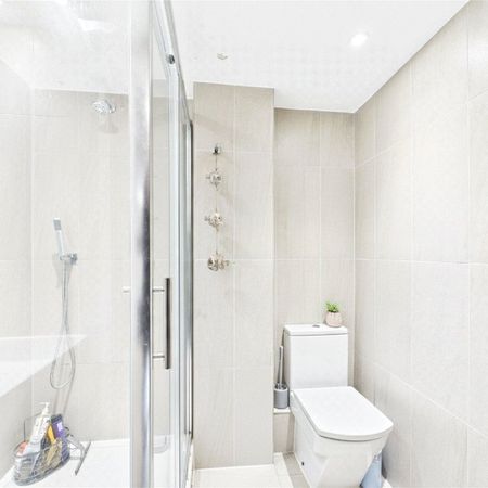 Ray Park Avenue, Maidenhead Ray Park Avenue, Maidenhead - Photo 3