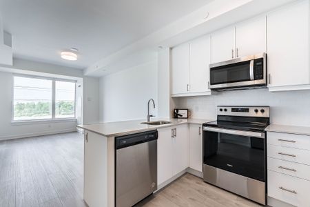 For Lease - 3200 William Coltson Avenue Unit# 421, Oakville, Ontario - Photo 5