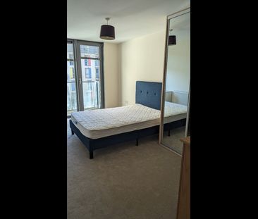 1 Bed Flat, George Hudson Tower, E15 - Photo 3