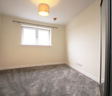 Saucel Crescent, Paisley, Renfrewshire - Photo 4