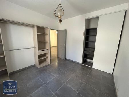 Location Appartement 3 pièces 51m² ROGNAC 13340 - Photo 2