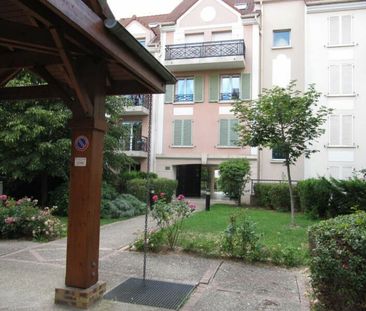 Location Appartement 1 pièce 30m² CHILLY MAZARIN 91380 - Photo 2
