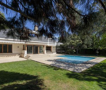 Excellent 6 Bedroom house / villa for rent in La Moraleja Urbanizac... - Photo 3