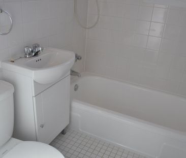 2330 Rue Duff Court, H8S 1G2, H8S 1G2, Montréal - Photo 6