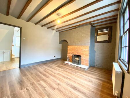 2 bedroom cottage to rent - Photo 2