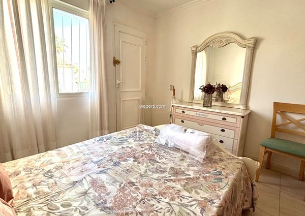 Bungalow in Torrevieja, urbanizacion, for rent