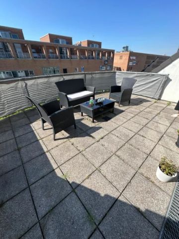 Helle 4-Zimmer-Wohnung mit Dachterrasse und Einbauküche über 2 Etagen in der Innenstadt! - Photo 4