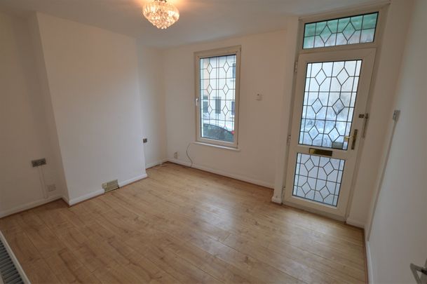 Hartington Street, Chatham, London - Photo 1